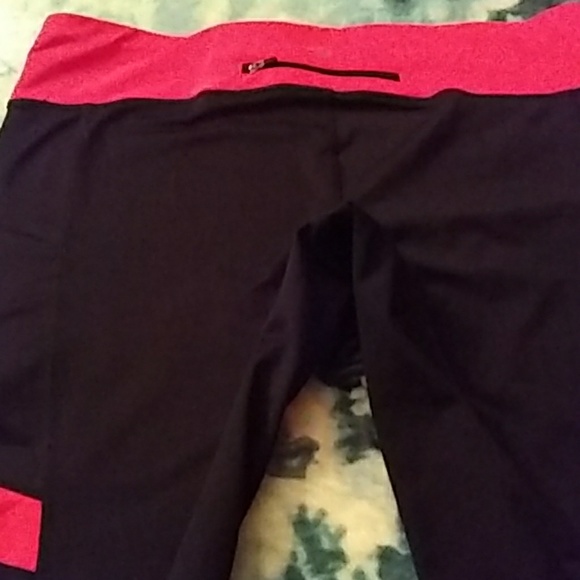 Ideology capris - Picture 3 of 5